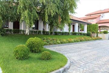 Фото номера Семейный номер-студио Отель Zaara Estate г. Glavan 3