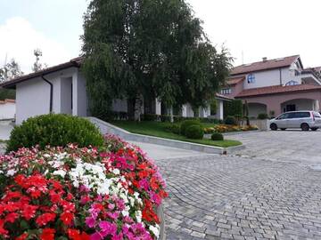 Фото номера Семейный номер-студио Отель Zaara Estate г. Glavan 5