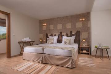 Фото номера Номер-студио Делюкс Отель Zaara Estate г. Glavan 2