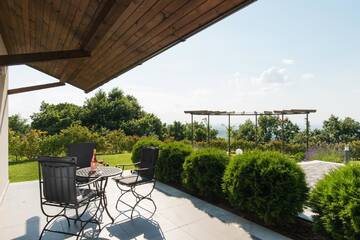 Фото номера Номер-студио Делюкс Отель Zaara Estate г. Glavan 7